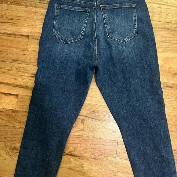 LOFT - Picture 2 of 2